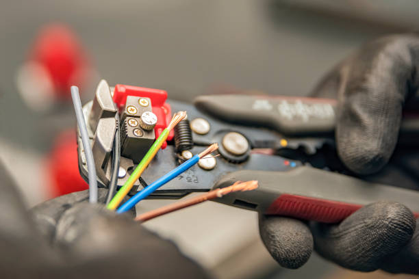 Best Affordable Emergency Electrician  in Center Point, NM